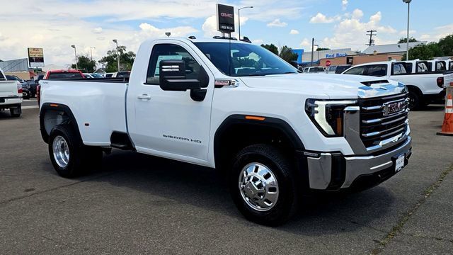 New 2026 GMC Sierra 3500 SLE AWD/4WD image 2