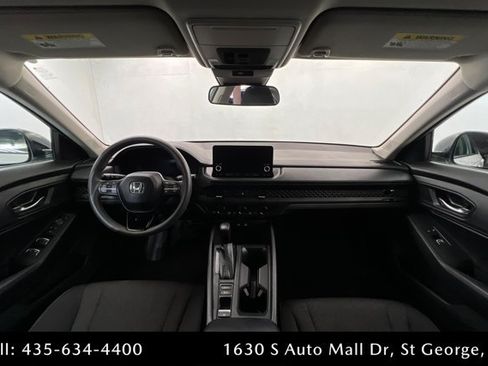 Used 2025 Honda Accord SE image 10