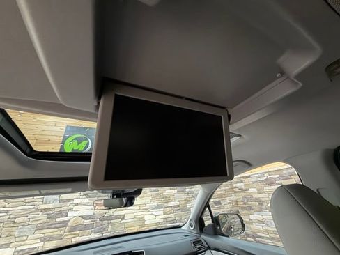 Used 2020 Honda Pilot Touring image 31