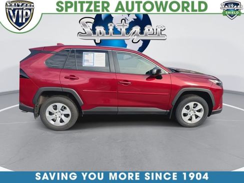 Used 2024 Toyota RAV4 LE AWD/4WD image 10