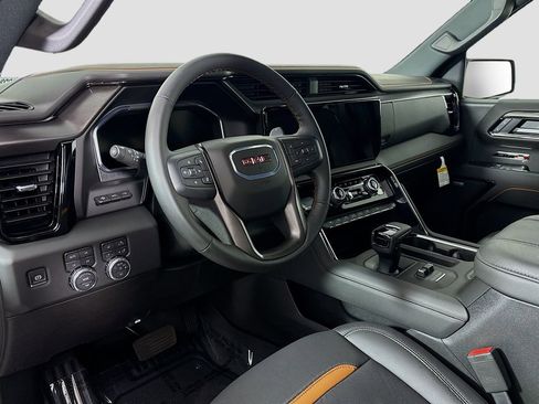 Certified 2026 GMC Sierra 1500 AT4 w/ Technology Package AWD/4WD image 11