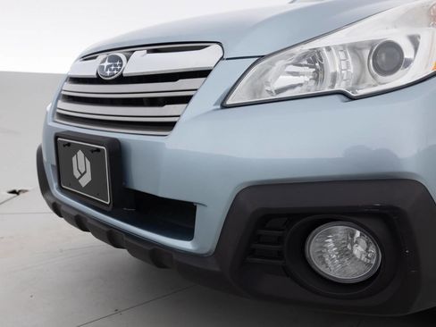Used 2014 Subaru Outback 2.5i Premium image 15