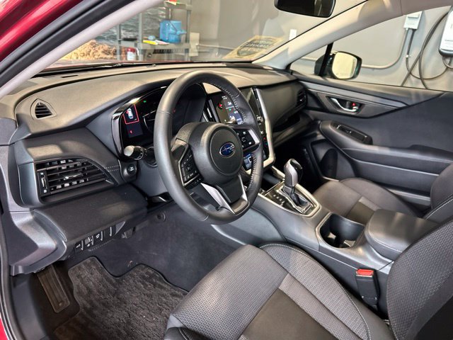 Used 2024 Subaru Outback Premium AWD/4WD image 2