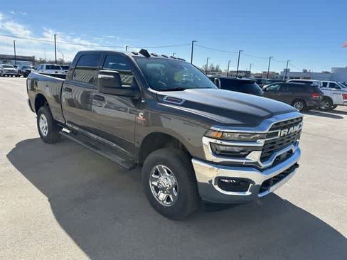 New 2026 RAM 2500 Tradesman AWD/4WD image 13
