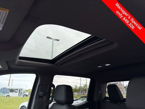 Used 2024 Chevrolet Silverado 1500 LT Trail Boss w/ LT Trail Boss Premium Package AWD/4WD image 27