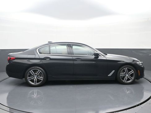 Used 2022 BMW 530i xDrive w/ Convenience Package image 8