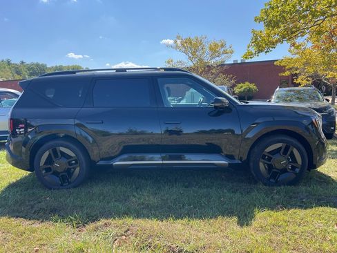 New 2026 Kia EV9 GT-Line image 4