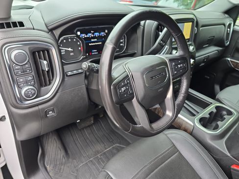 Used 2019 GMC Sierra 1500 Denali w/ Denali Ultimate Package AWD/4WD image 15