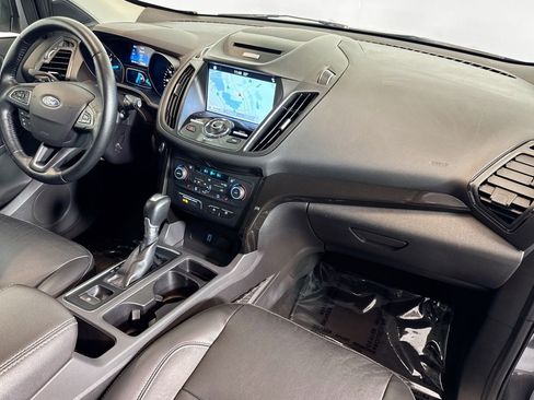 Used 2017 Ford Escape Titanium image 27