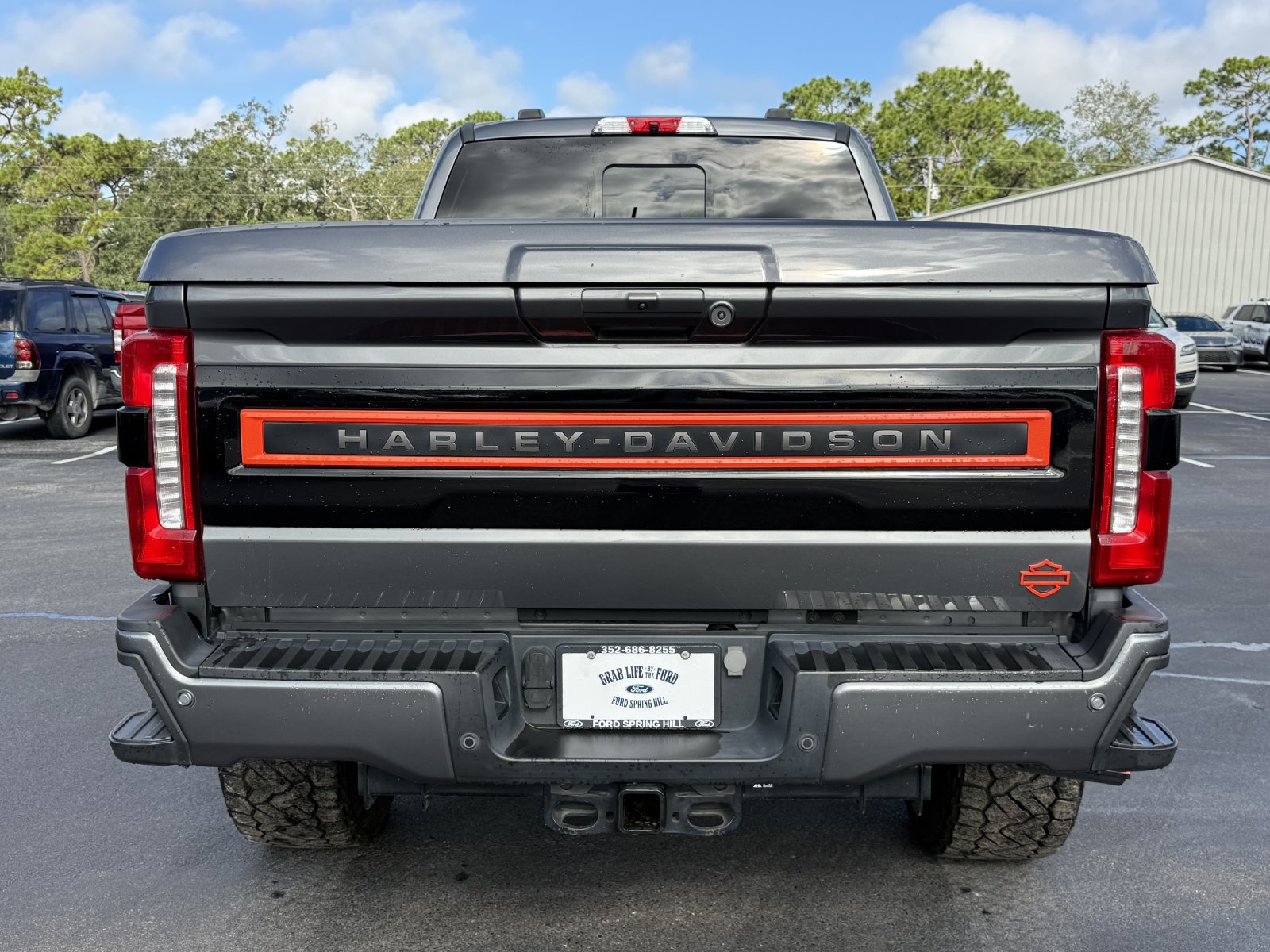 Used 2023 Ford F250 Lariat w/ Lariat Ultimate Package AWD/4WD image 8