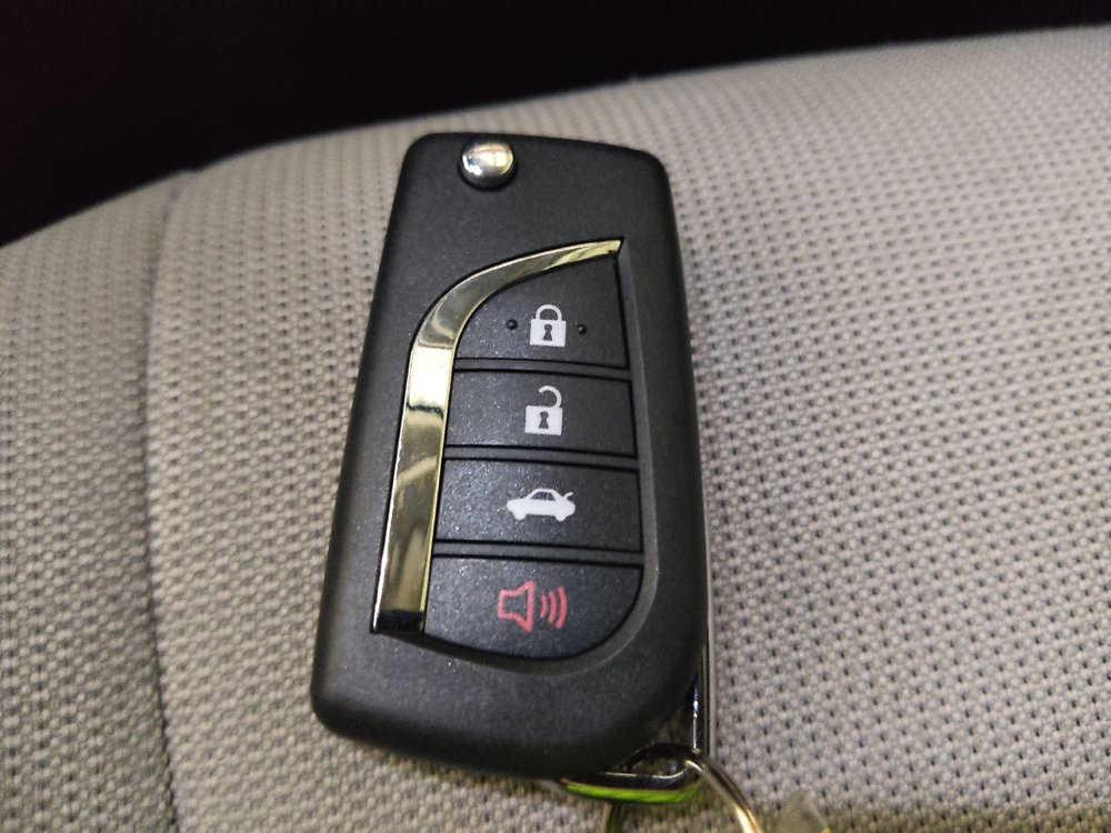 Used 2021 Toyota Corolla LE FWD image 32