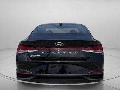 Used 2023 Hyundai Elantra SE