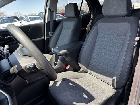 Used 2022 Chevrolet Equinox LT FWD image 18