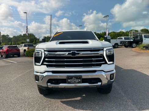 Used 2024 Chevrolet Silverado 2500 LTZ w/ LTZ Convenience Package AWD/4WD image 7