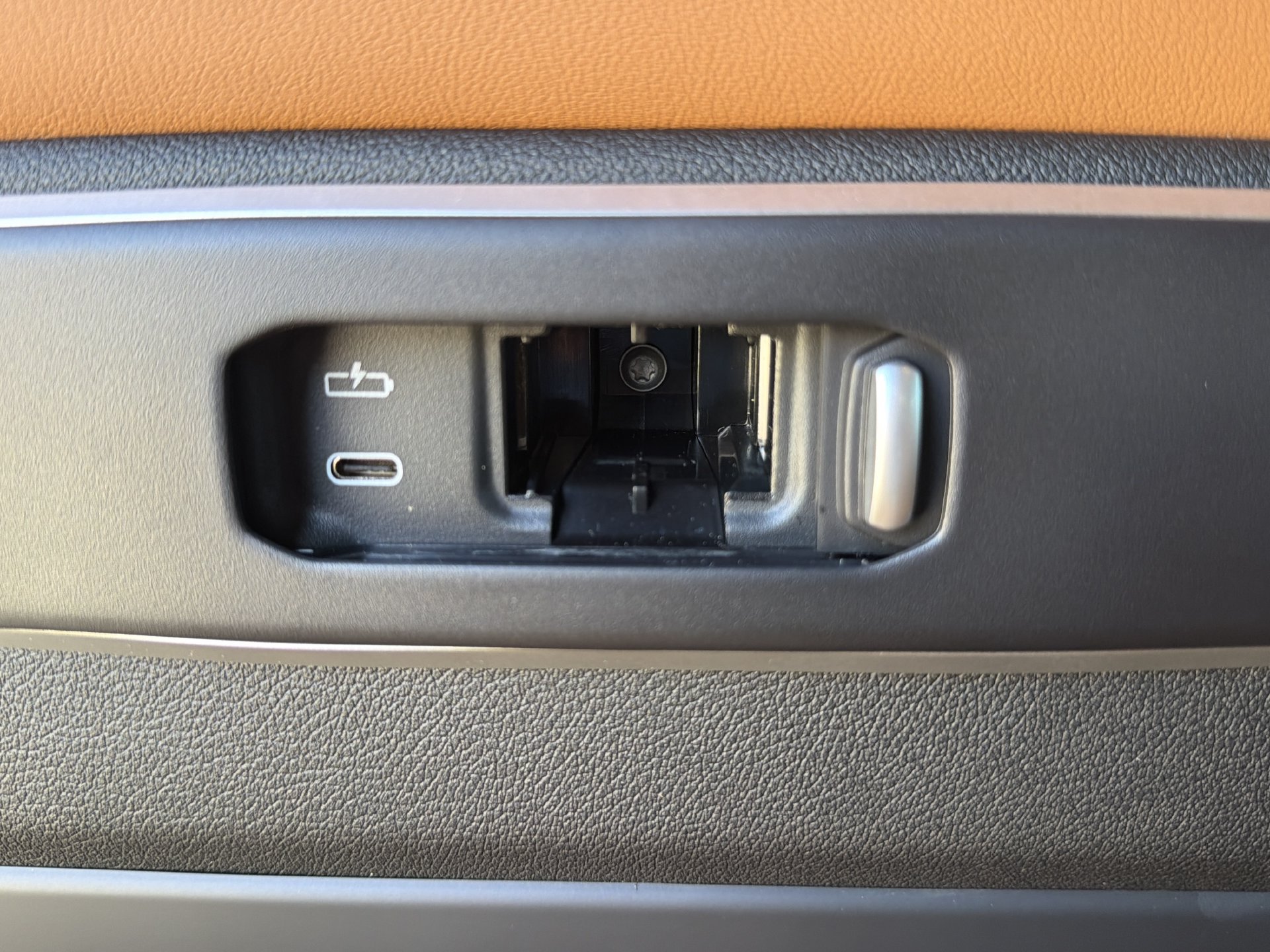 New 2027 BMW X6 xDrive40i AWD/4WD image 23