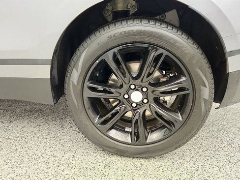 Used 2021 Land Rover Range Rover Velar S image 9