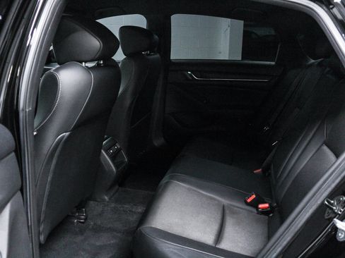 Used 2021 Honda Accord Sport image 16