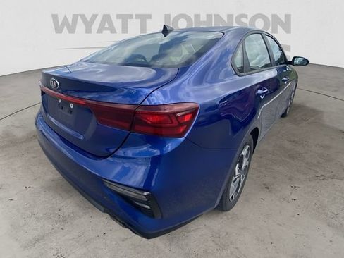 Used 2021 Kia Forte LXS FWD image 9