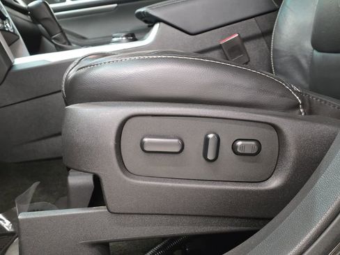 Used 2014 Ford Explorer Sport image 23