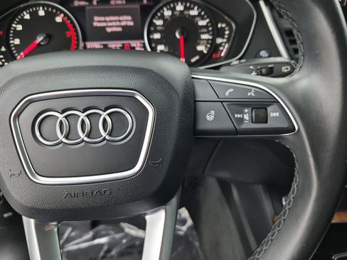 Used 2023 Audi Q5 2.0T Premium w/ Convenience Package AWD/4WD image 30