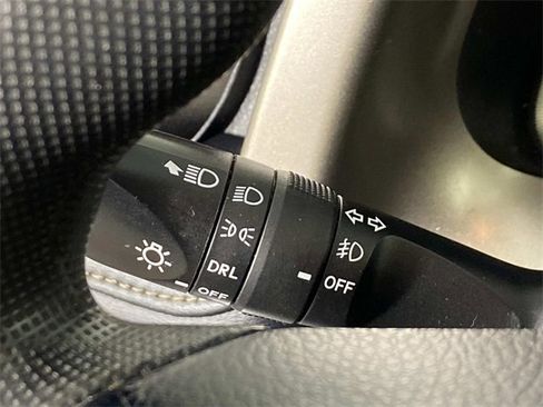 Used 2015 Toyota RAV4 XLE image 19