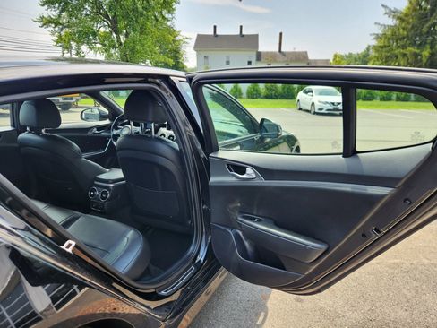 Used 2019 Kia Stinger GT image 41