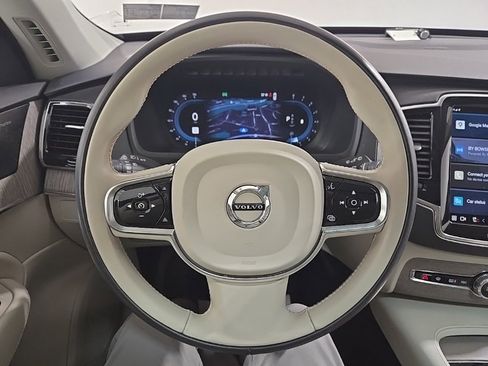 Used 2024 Volvo XC90 B6 Plus w/ Protection Package Premier image 10