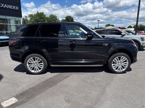 Used 2018 Land Rover Range Rover Sport Supercharged AWD/4WD image 2