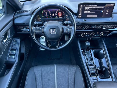 Used 2023 Honda Accord Sport image 15