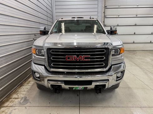 Used 2018 GMC Sierra 2500 SLT w/ Snow Plow Prep Package image 2