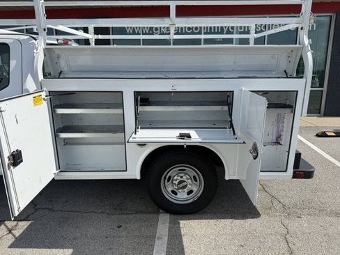 Used 2021 Ford F250 XL w/ STX Appearance Package RWD image 12