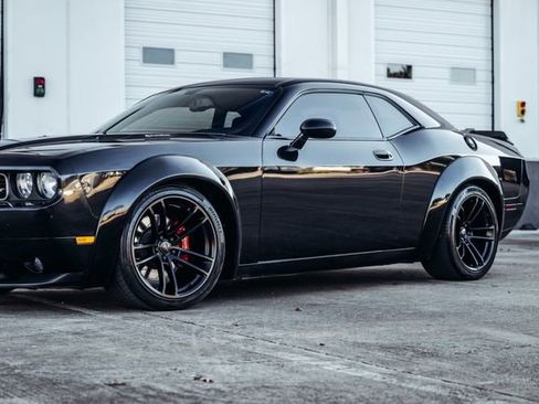 Used 2008 Dodge Challenger SRT8 image 39