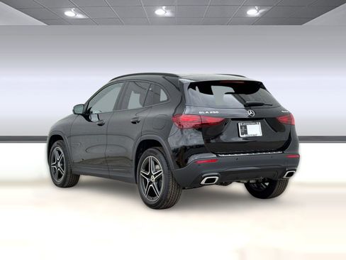 New 2026 Mercedes-Benz GLA 250 4MATIC image 3