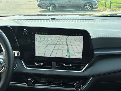 Used 2025 Chevrolet Equinox LT image 20