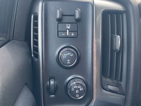 Used 2019 Chevrolet Silverado 1500 LT w/ All Star Edition AWD/4WD image 28