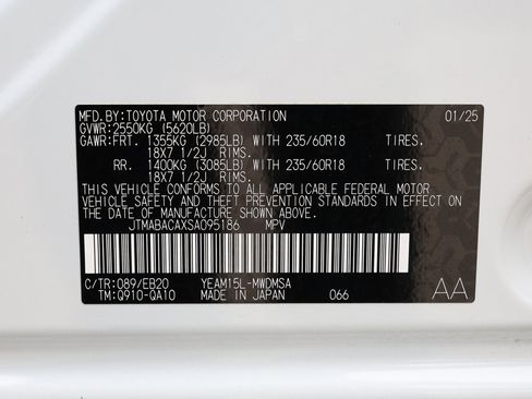 Used 2025 Toyota bZ4X XLE image 37