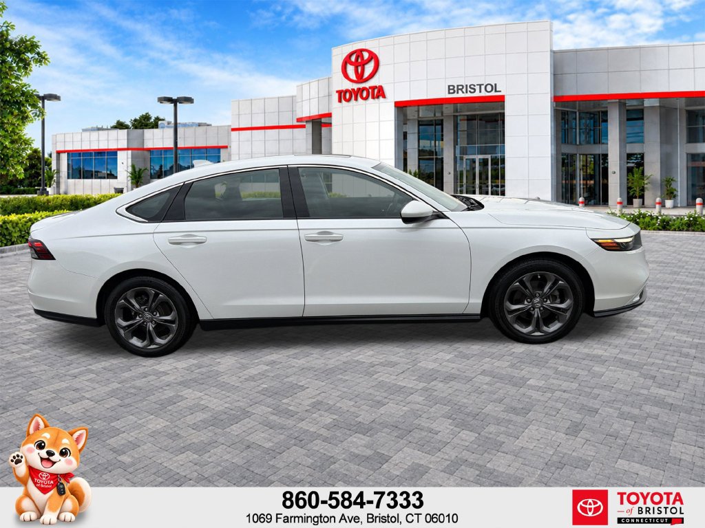 Used 2023 Honda Accord EX image 8