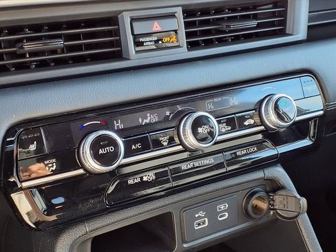 New 2025 Honda Pilot EX-L image 7