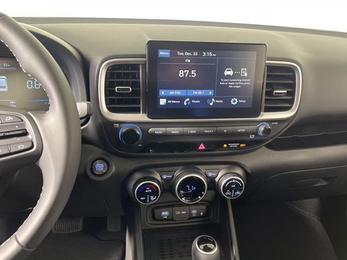 New 2026 Hyundai Venue SEL image 31