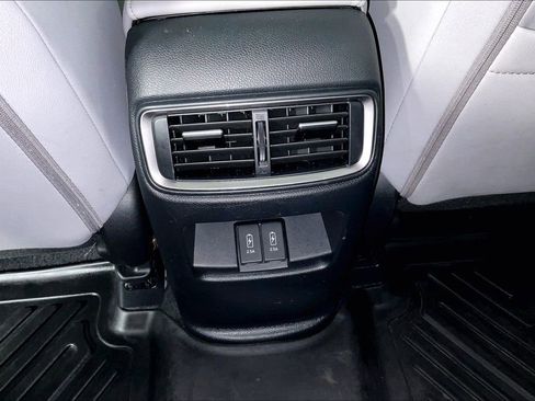 Used 2022 Honda CR-V Touring image 32