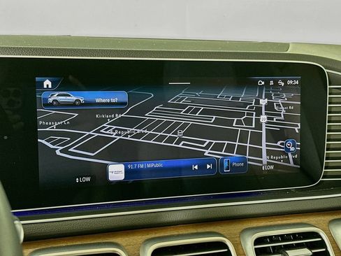 Used 2024 Mercedes-Benz GLE 350 4MATIC image 18