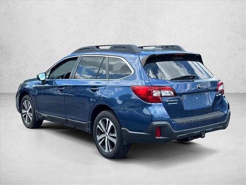 Used 2019 Subaru Outback 2.5i Limited w/ Popular Package #2 AWD/4WD image 5