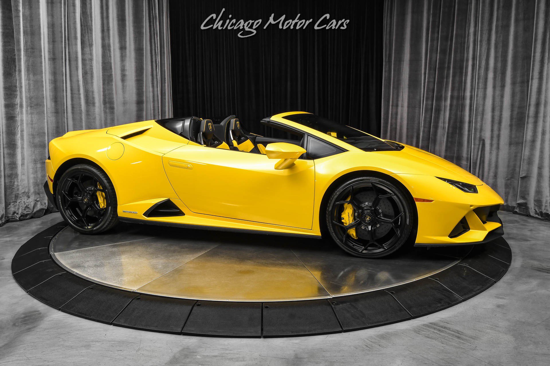 Used 2024 Lamborghini Huracan EVO AWD/4WD image 6