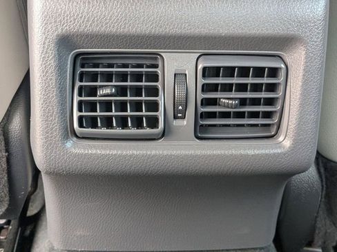 Used 2023 Toyota Camry XLE image 18