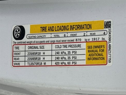 Used 2022 GMC Acadia SLE w/ Driver Convenience Package image 38