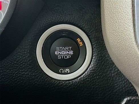 Used 2021 RAM 1500 Laramie image 27