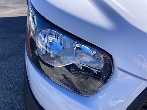 New 2026 Ford Transit 250 148 Medium Roof w/ Load Area Protection Package image 9