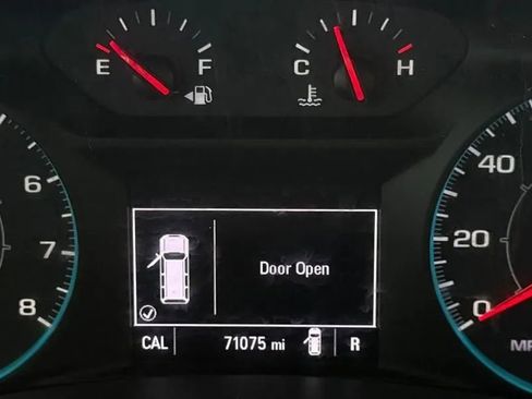 Used 2021 Chevrolet Equinox LS w/ LS Convenience Package FWD image 13