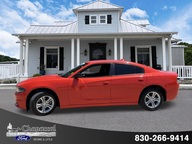 Used 2023 Dodge Charger SXT RWD image 3