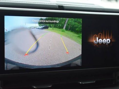 Used 2025 Jeep Wrangler Sahara 4xe AWD/4WD image 35